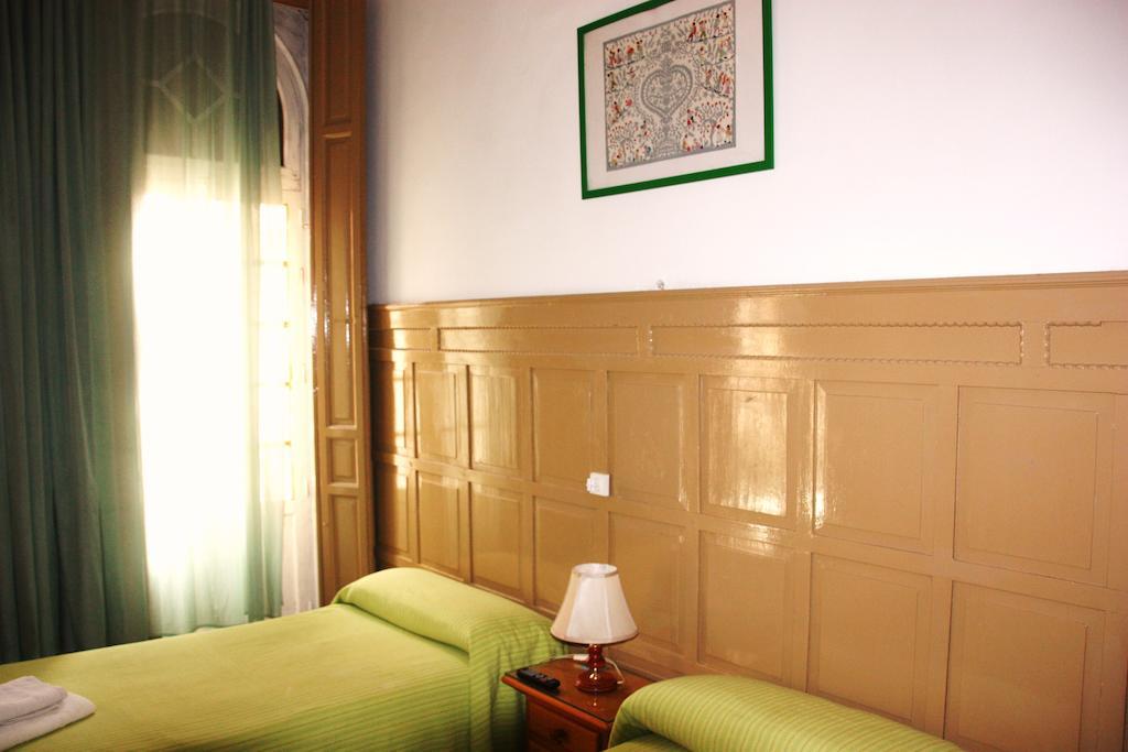 Hostal Union Campana Sevilha Exterior foto